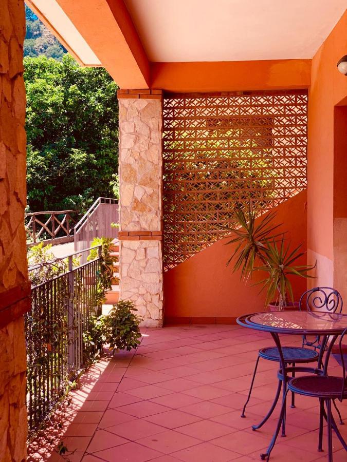 Il Giardino Delle Zagare Villa Calatabiano Exterior foto