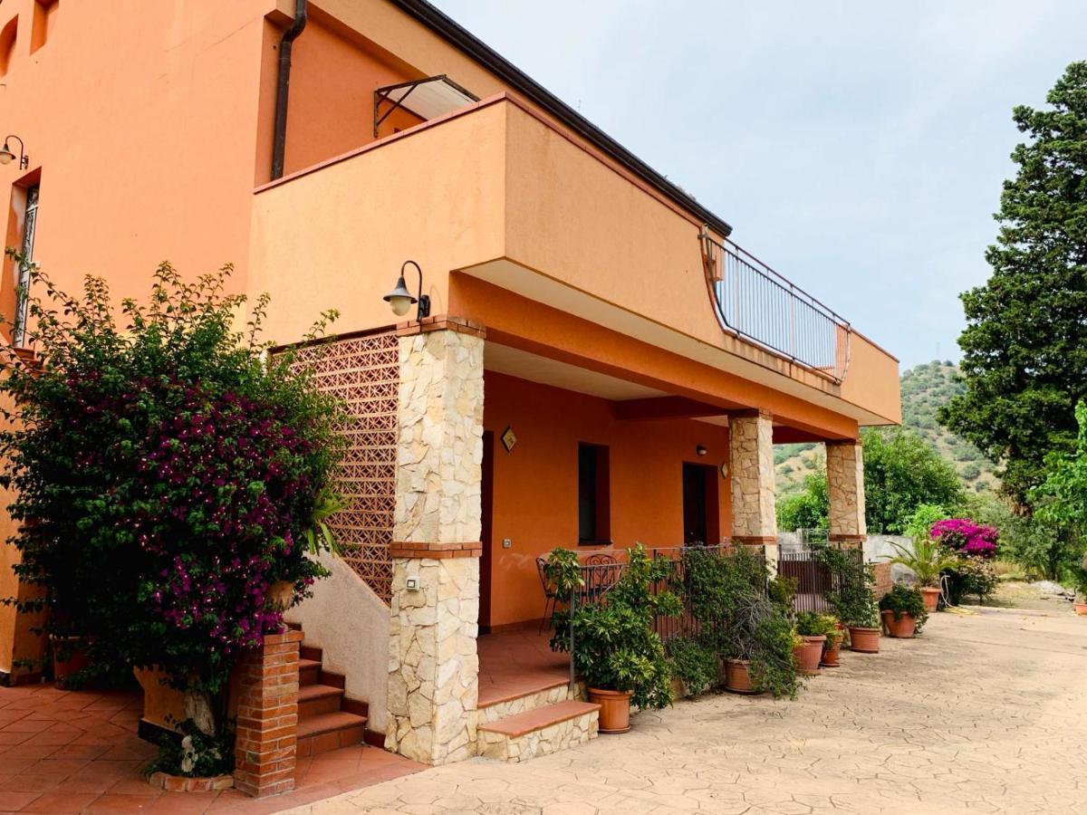 Il Giardino Delle Zagare Villa Calatabiano Exterior foto